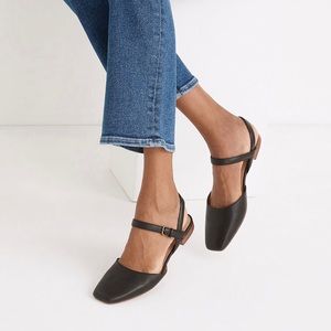 Black Jeanne Slingback Flat in Leather 7.5